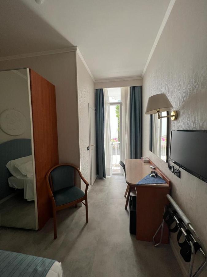 Hotel Excelsior Bay Μαλτσεζίνε Εξωτερικό φωτογραφία