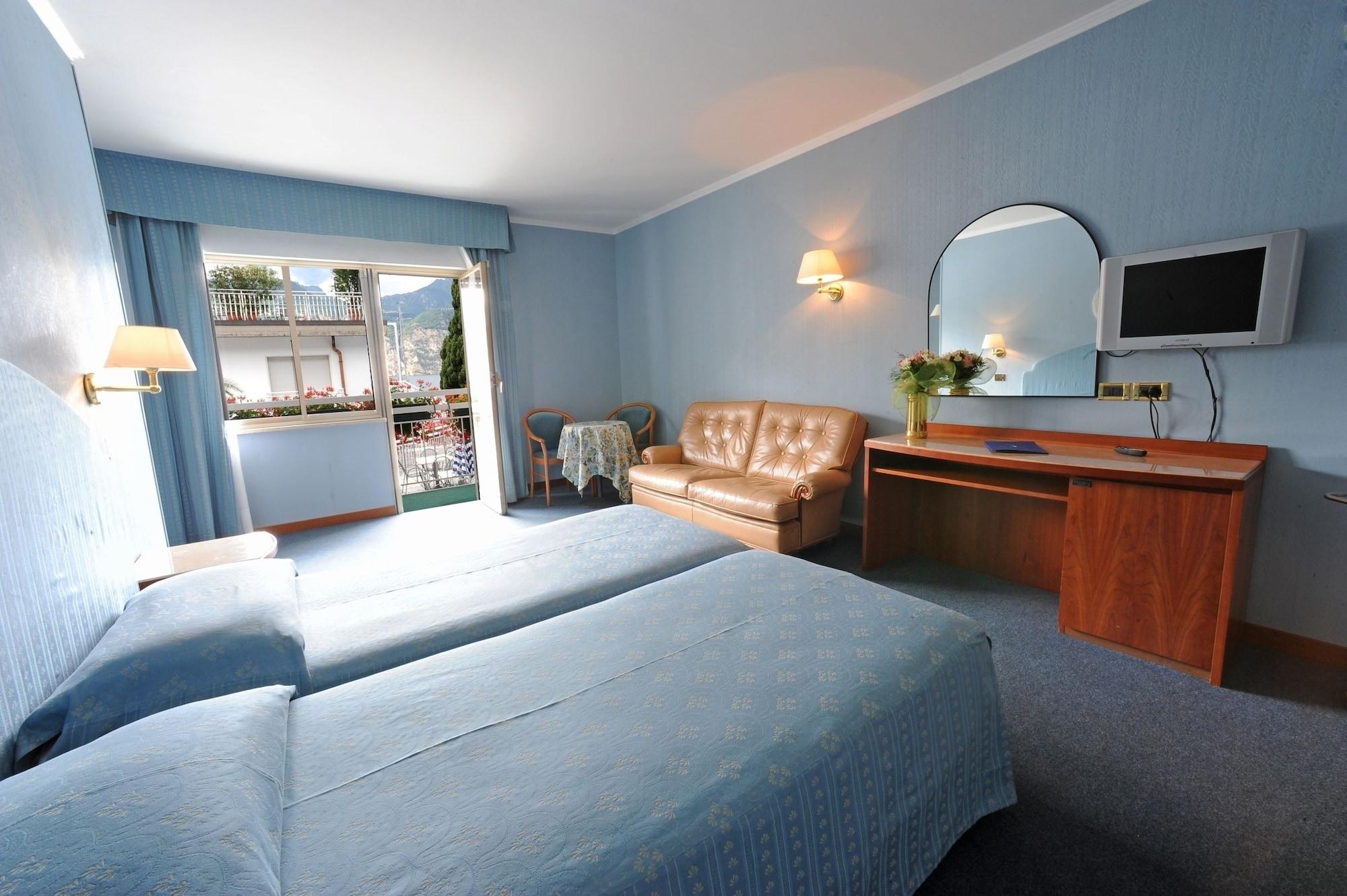 Hotel Excelsior Bay Μαλτσεζίνε Εξωτερικό φωτογραφία